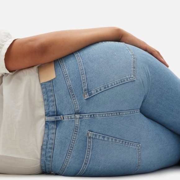Everlane The Curvy Cheeky Jean Size 35 Crop - Picture 9 of 13